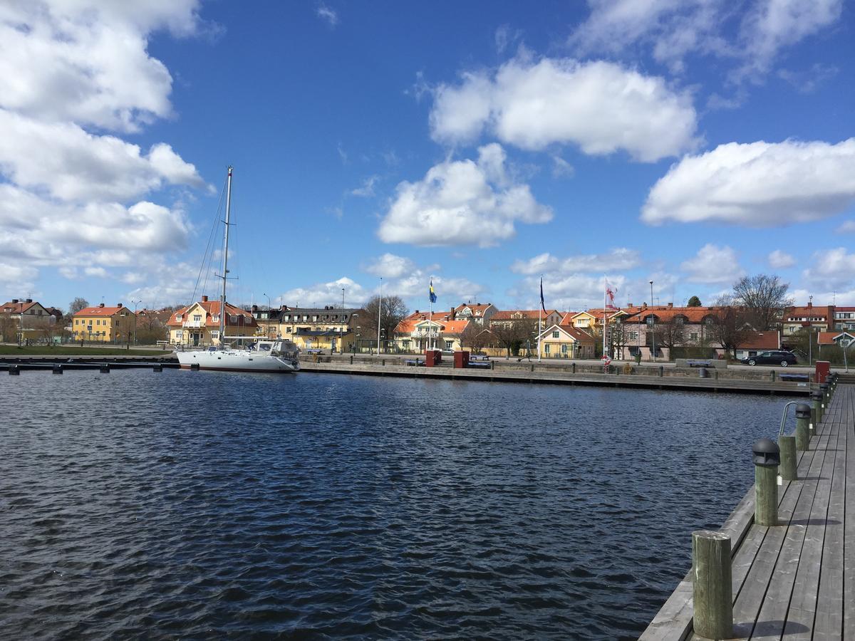 Hoejdens Lagprishotell Mönsterås Exterior foto